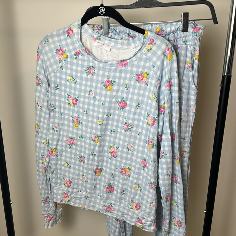 Women's Blue Floral Gingham Long-Sleeve Pajama Set - Picture 3 of 9